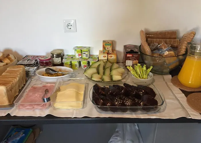 Campanhã Boutique Station Couette-café 3*