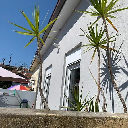 Campanhã Boutique Station Alojamento de Acomodação e Pequeno-almoço 3*