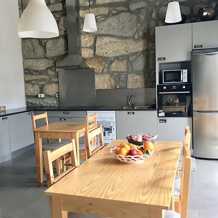 Alojamento de Acomodação e Pequeno-almoço Campanhã Boutique Station
